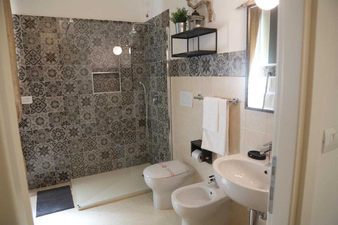 Palazzo Bignami Bed and Breakfast Λέτσε Εξωτερικό φωτογραφία