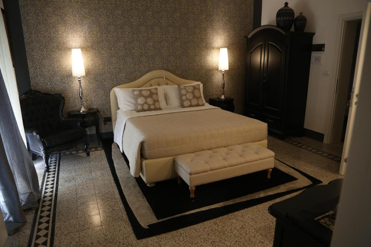 Palazzo Bignami Bed and Breakfast Λέτσε Εξωτερικό φωτογραφία