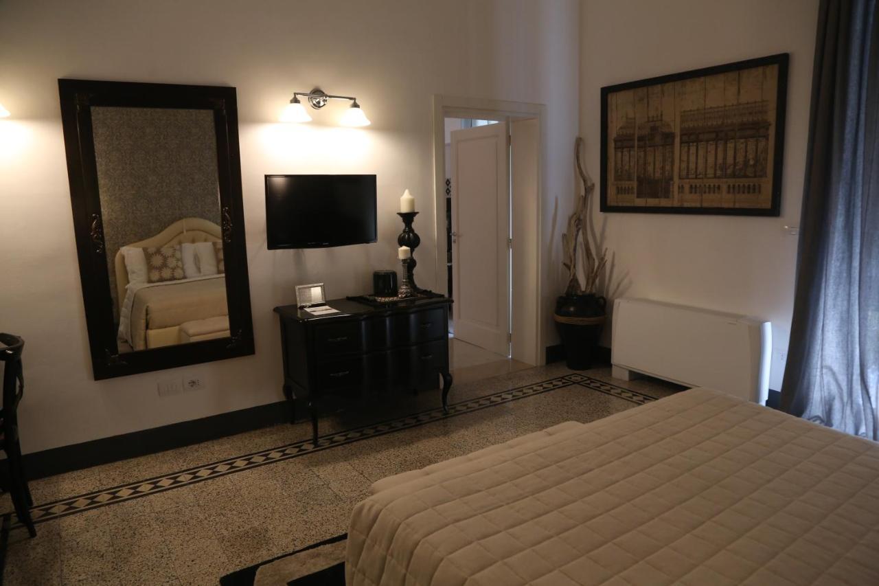 Palazzo Bignami Bed and Breakfast Λέτσε Εξωτερικό φωτογραφία